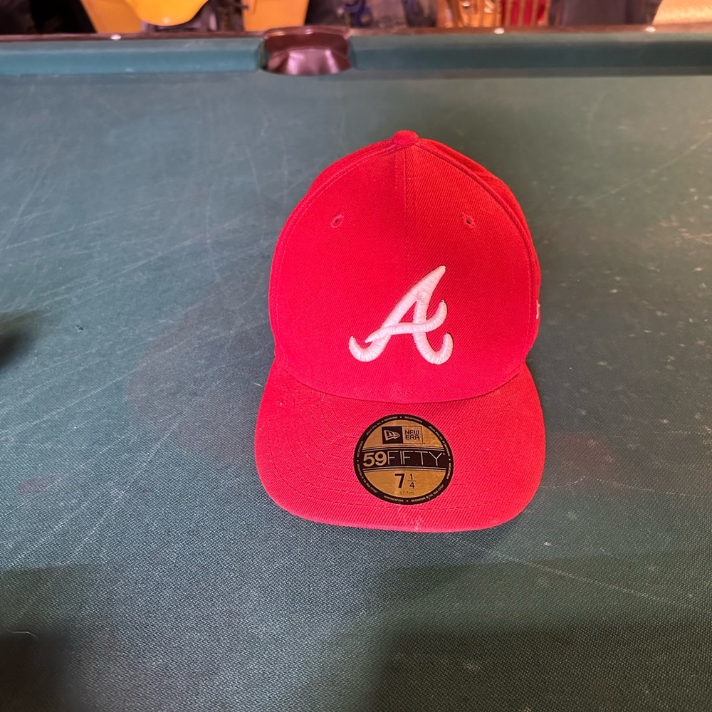 braves hat